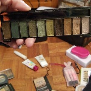 Eyeshadow